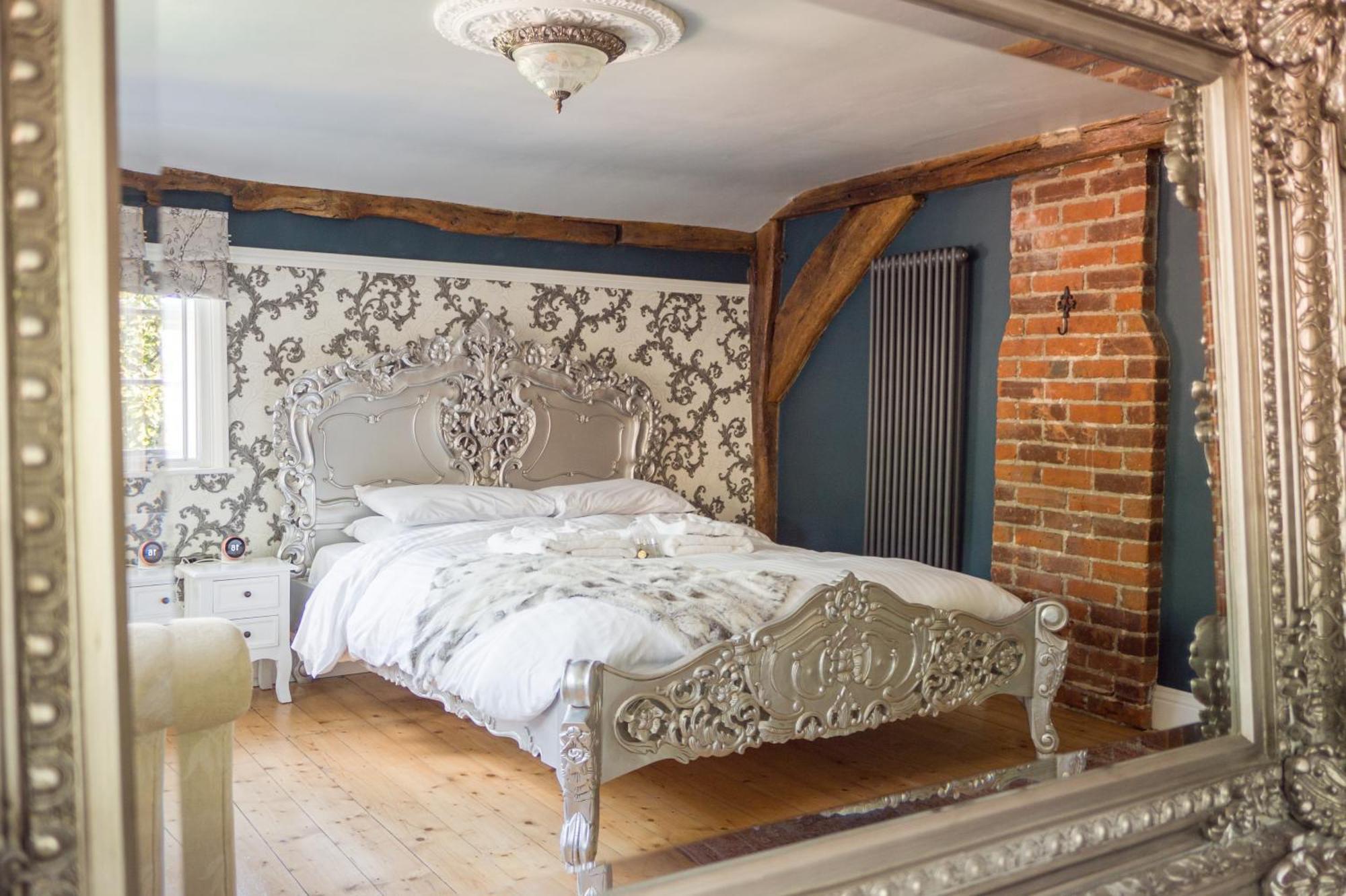 Huge Deluxe 600 Year Old Essex Manor, Hot Tub, Cinema Room, Sky Tv Saffron Walden Buitenkant foto